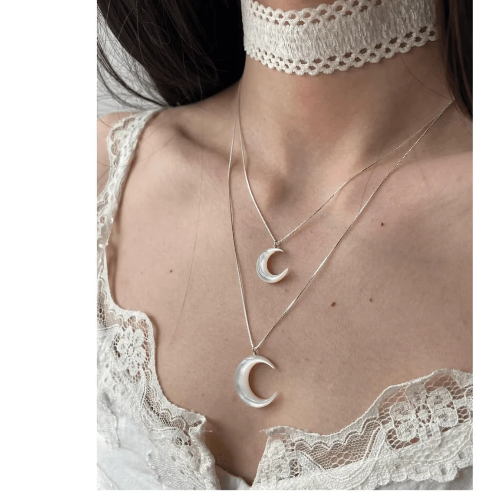 Qynzara™ Moonlight Mother-of-Pearl Necklace