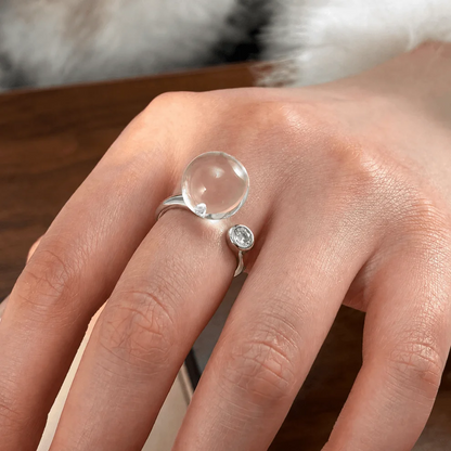 Qynzara™ Invisible Floating Bubble Clear Quartz Ring