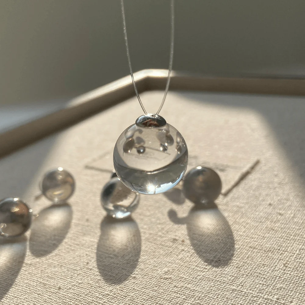 Qynzara™ Invisible Floating Bubble Clear Quartz Necklace