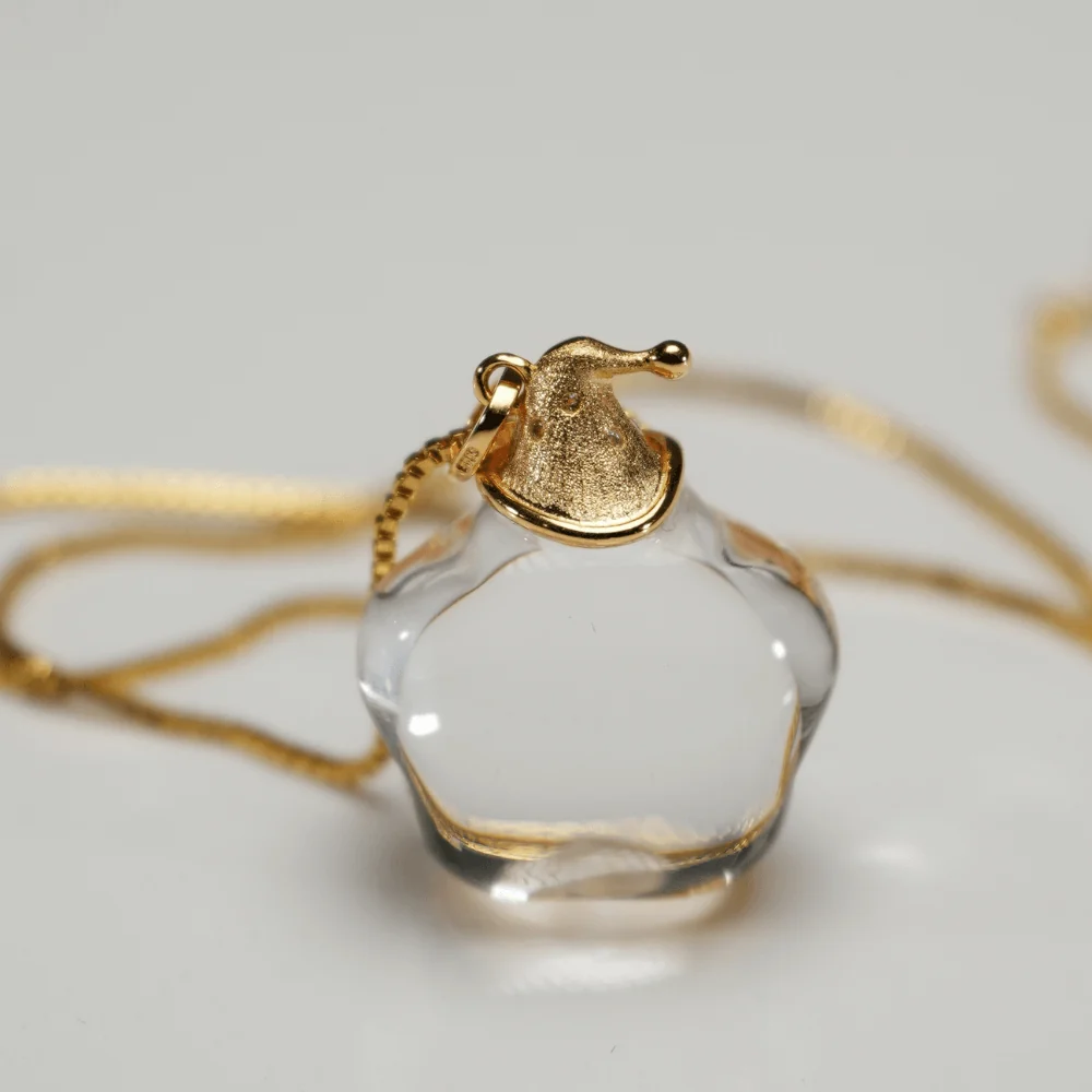 Qynzara™ Little Star Clear Quartz Necklace