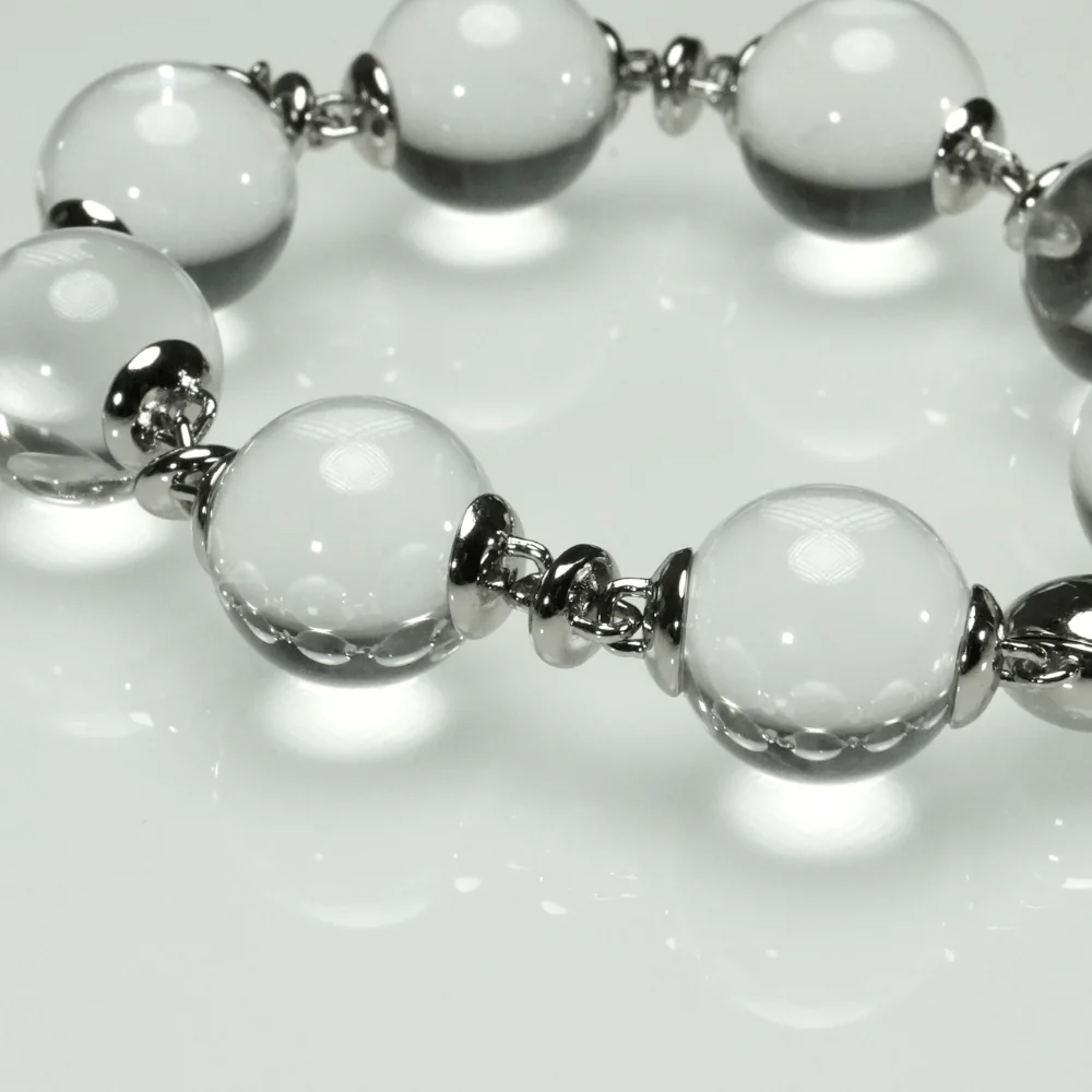 Qynzara™ Floating Bubble Clear Quartz Bracelet